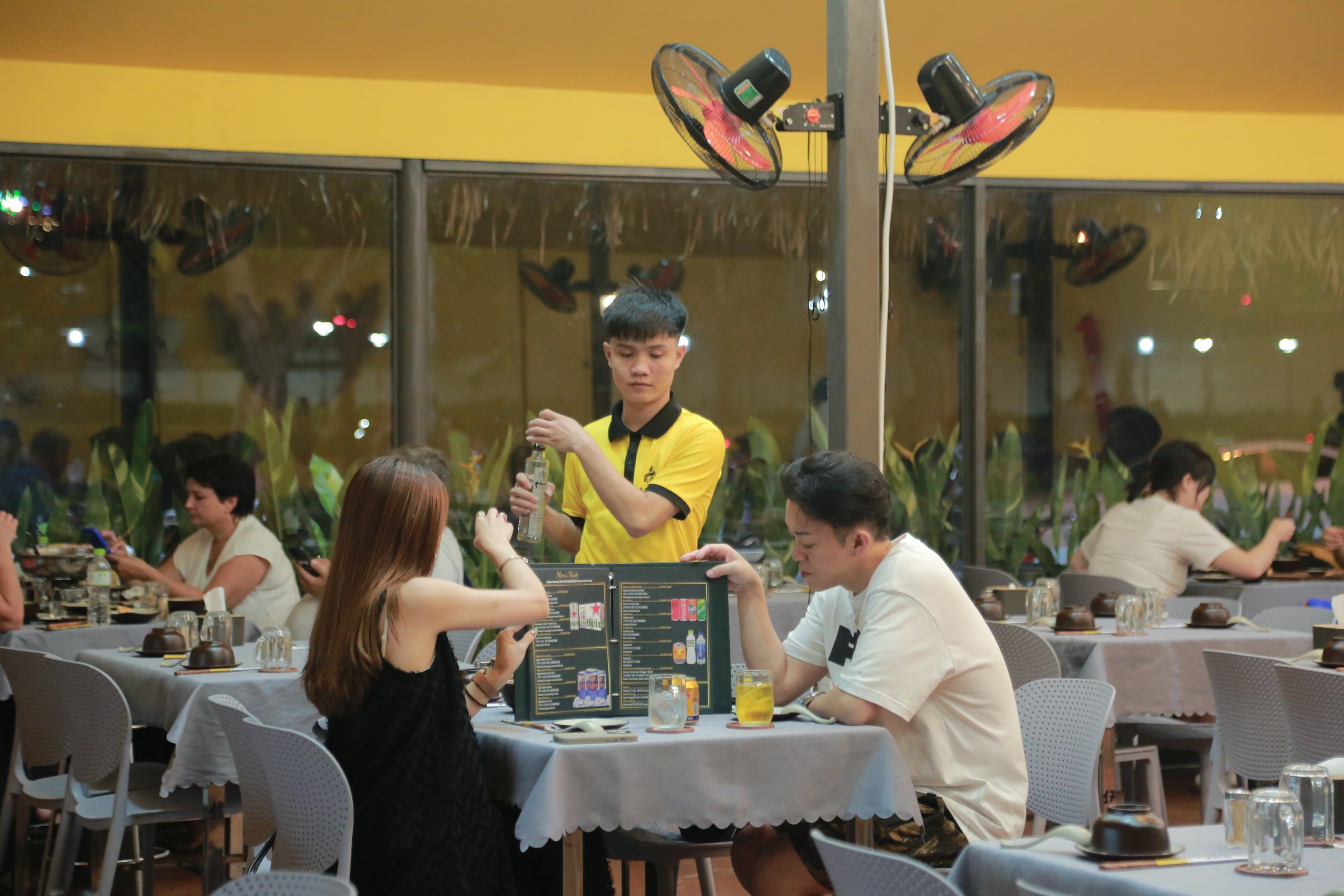 Kim Seafood: The Ultimate Destination for the Best Seafood in Da Nang